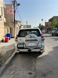 تۆیۆتا لاندكروزر پرادۆ
